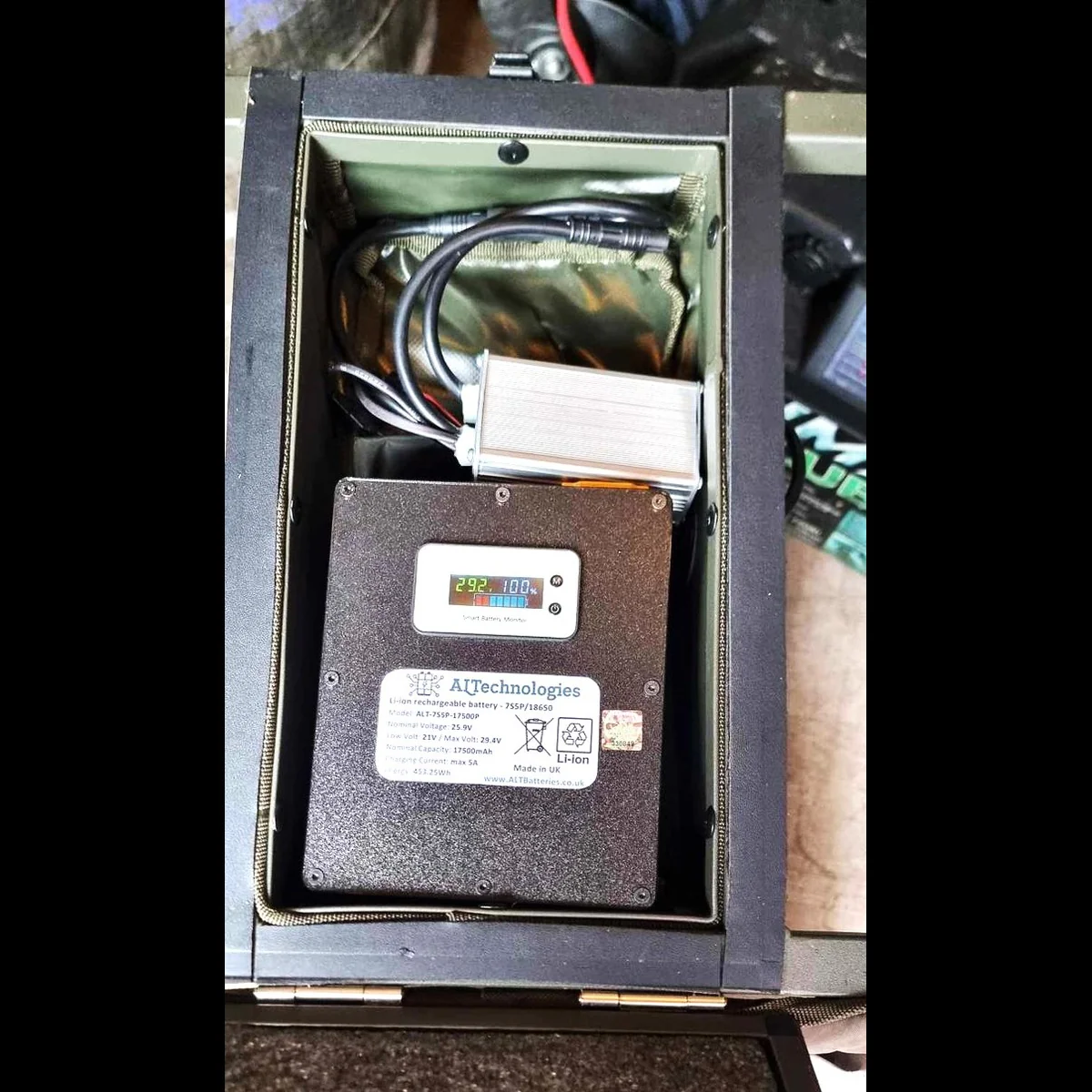Nash power barrow 24V 17.5Ah Lithium Battery, compatible also with carp porter, L-faster kit, conversions, triporter, with charger and XT60 adapter - Image 7