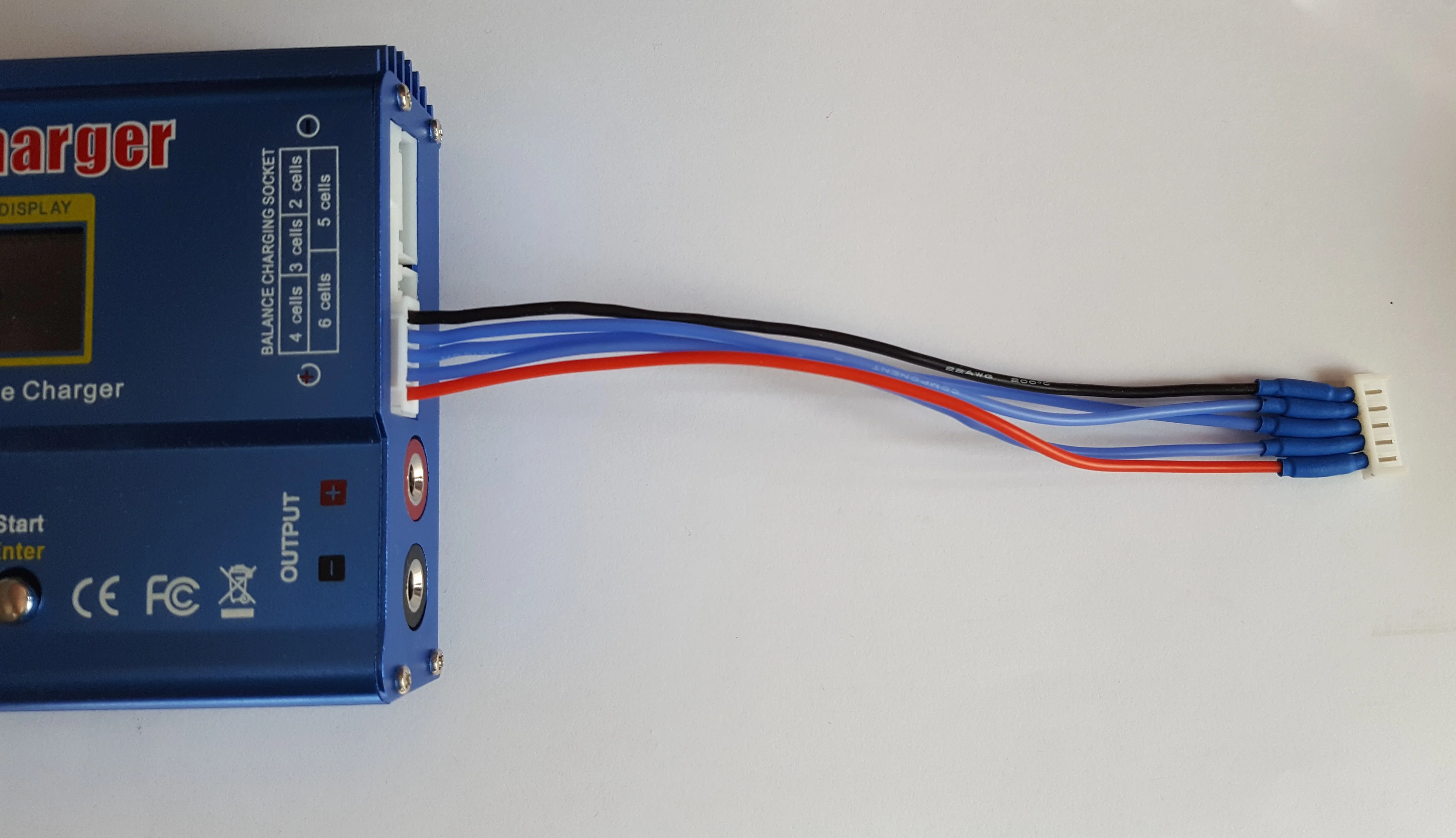 iMAX B6 80W RC Lithium Battery Balance Charger with XT60 and CL RT4 balance leads adapter- Digital RC Balance Charger/Discharger + 15V 6A Adapter - Image 3
