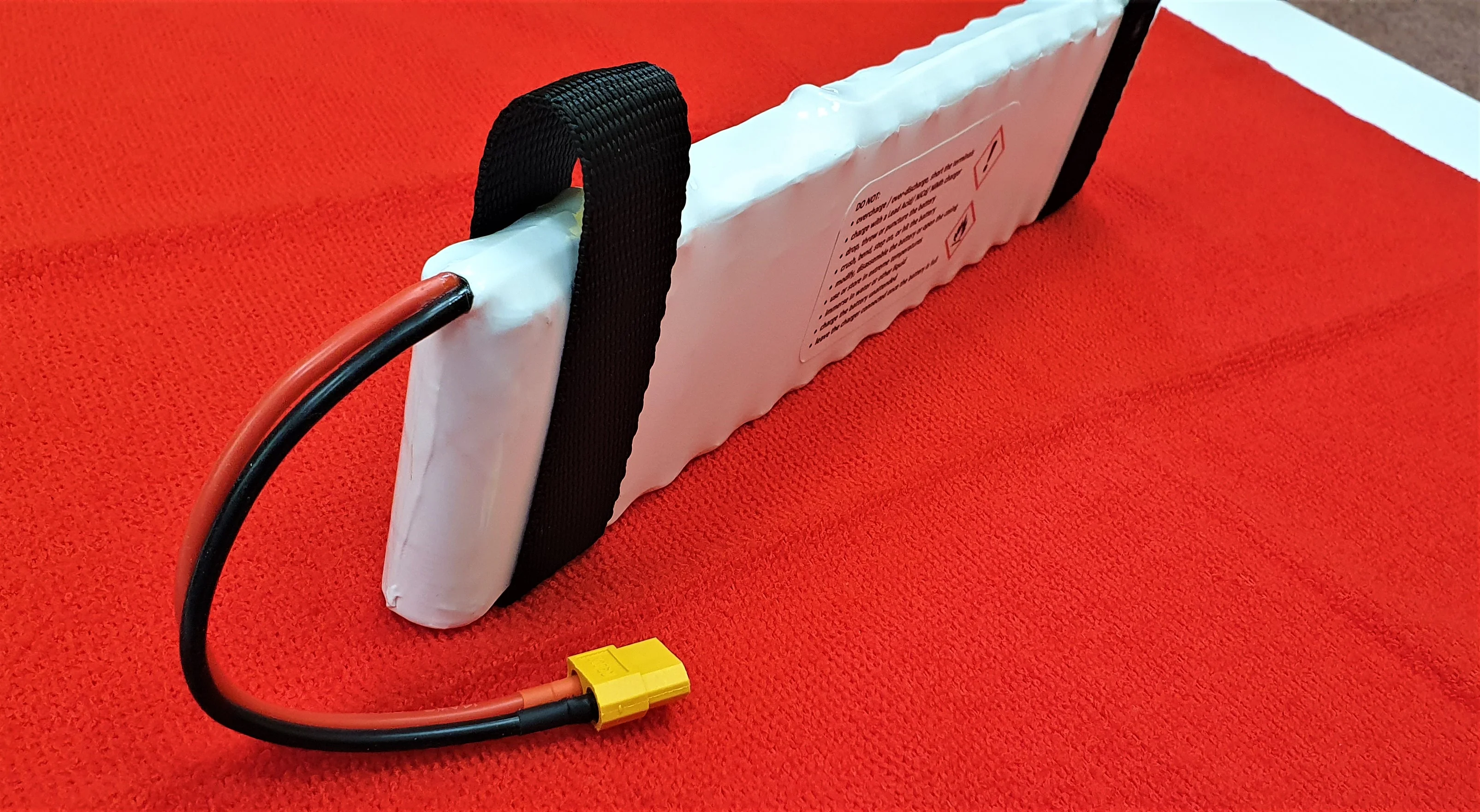 ND2 bait boat Lithium Battery Pack Li-ion 14.8V 14Ah - with finger straps - Image 6