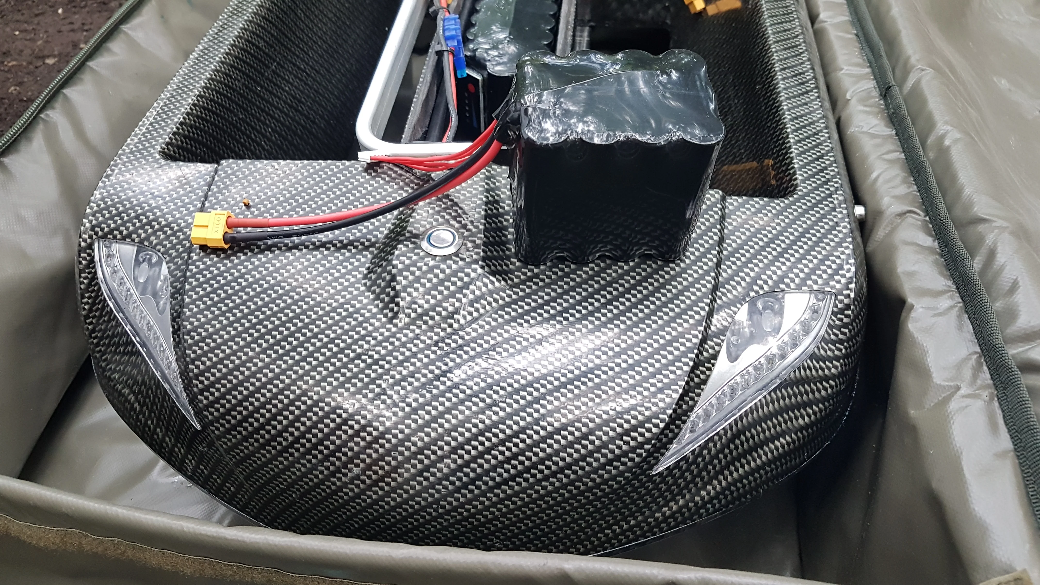 RT4 and RT7 CL Bait Boat compatible battery pack 14.8V 7500mAh - 10500mah CarpLounge - Image 7