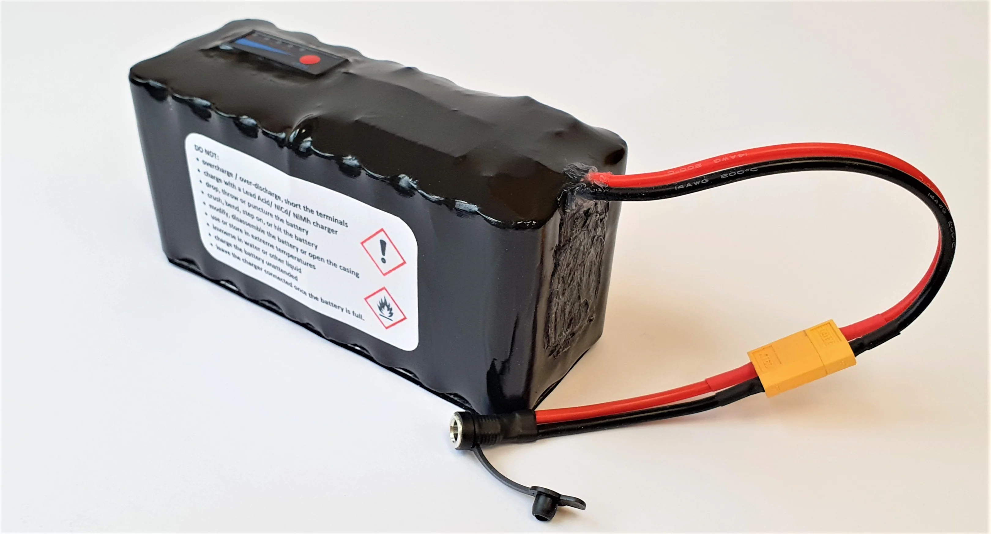 Waverunner Atom bait boat - 12V 20Ah/28Ah compatible Lithium battery - Image 4