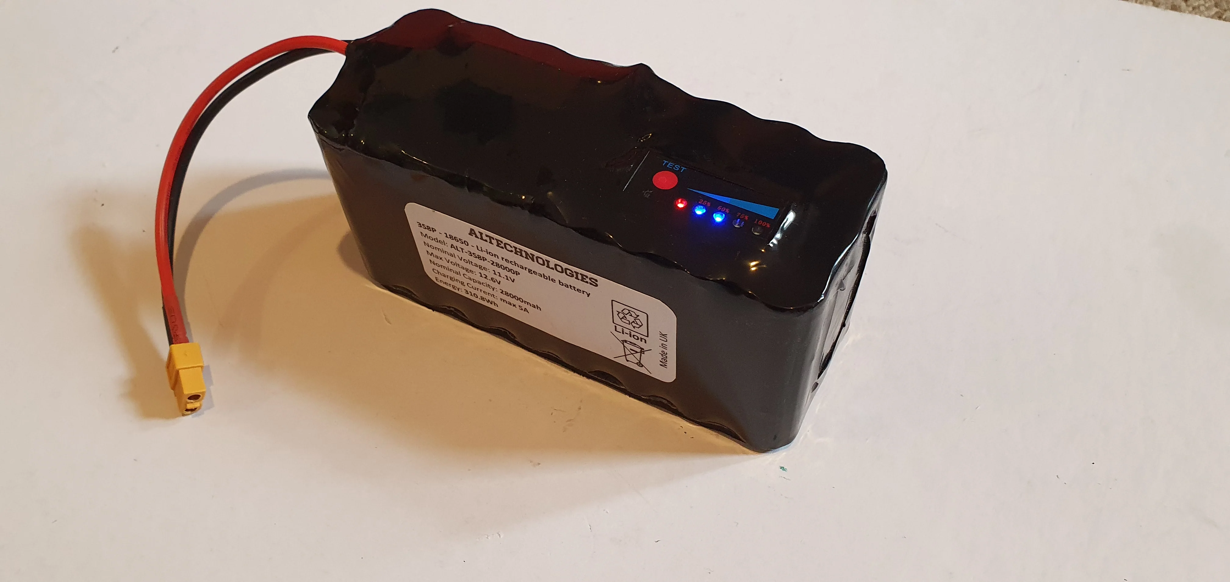 Waverunner Atom bait boat - 12V 20Ah/28Ah compatible Lithium battery - Image 7