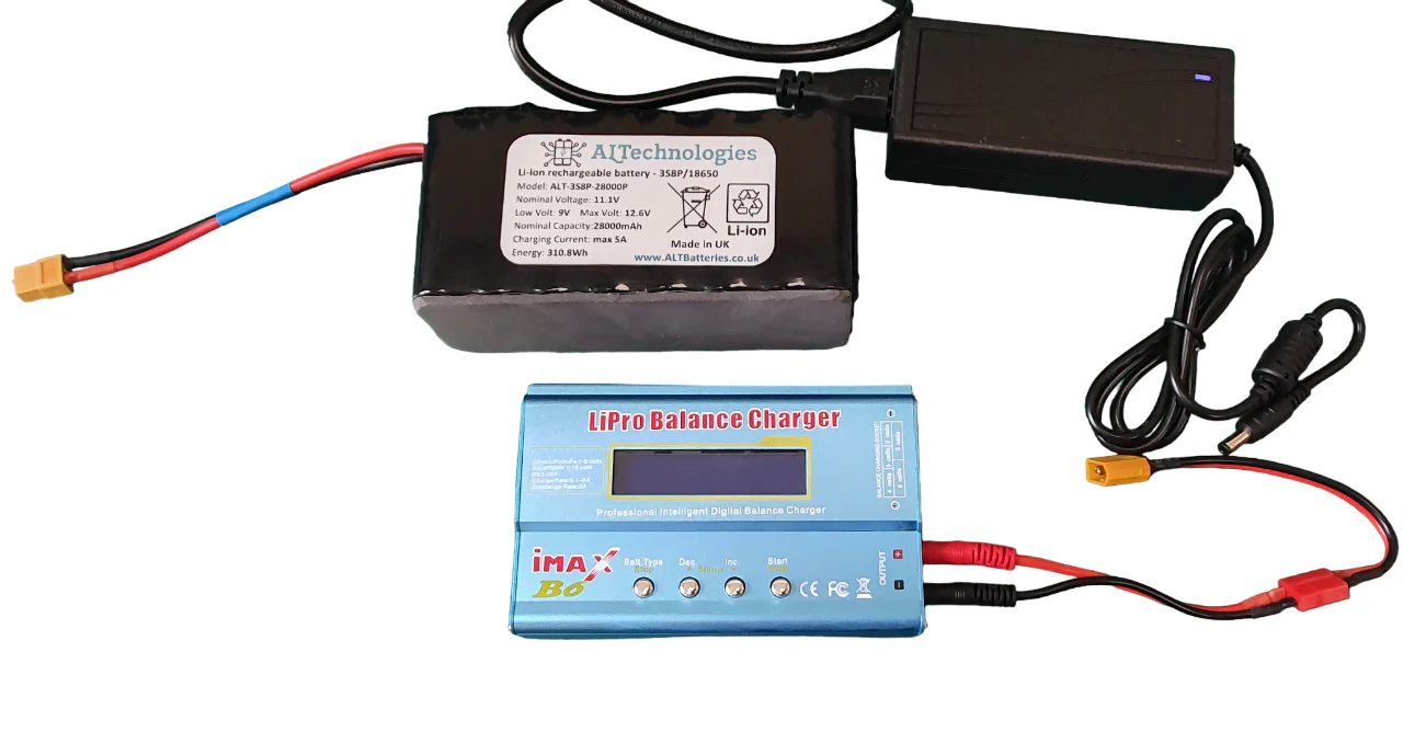 Waverunner MK3 / MK4  bait boat - 12V Li-ion compatible battery pack - Image 10